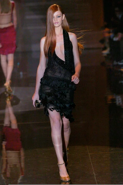 Look 32